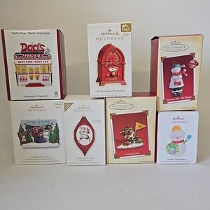 Hallmark A Christmas Broadcast Keepsake Ornament + Other Hallmark‎ Ornament Lot